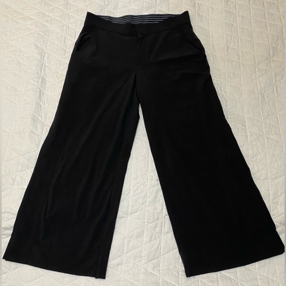 Athleta Tribeca Crop Pant - Picture 4 of 11